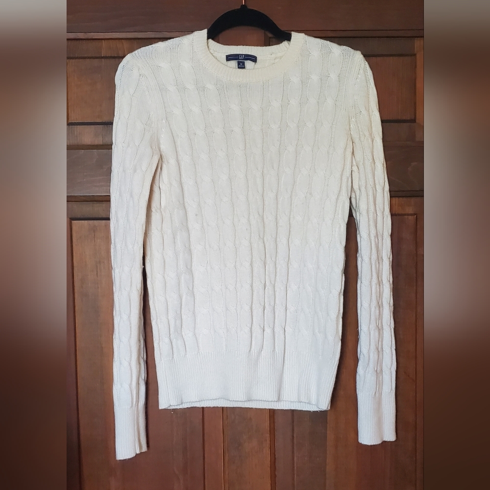 Classic, cream GAP sweater